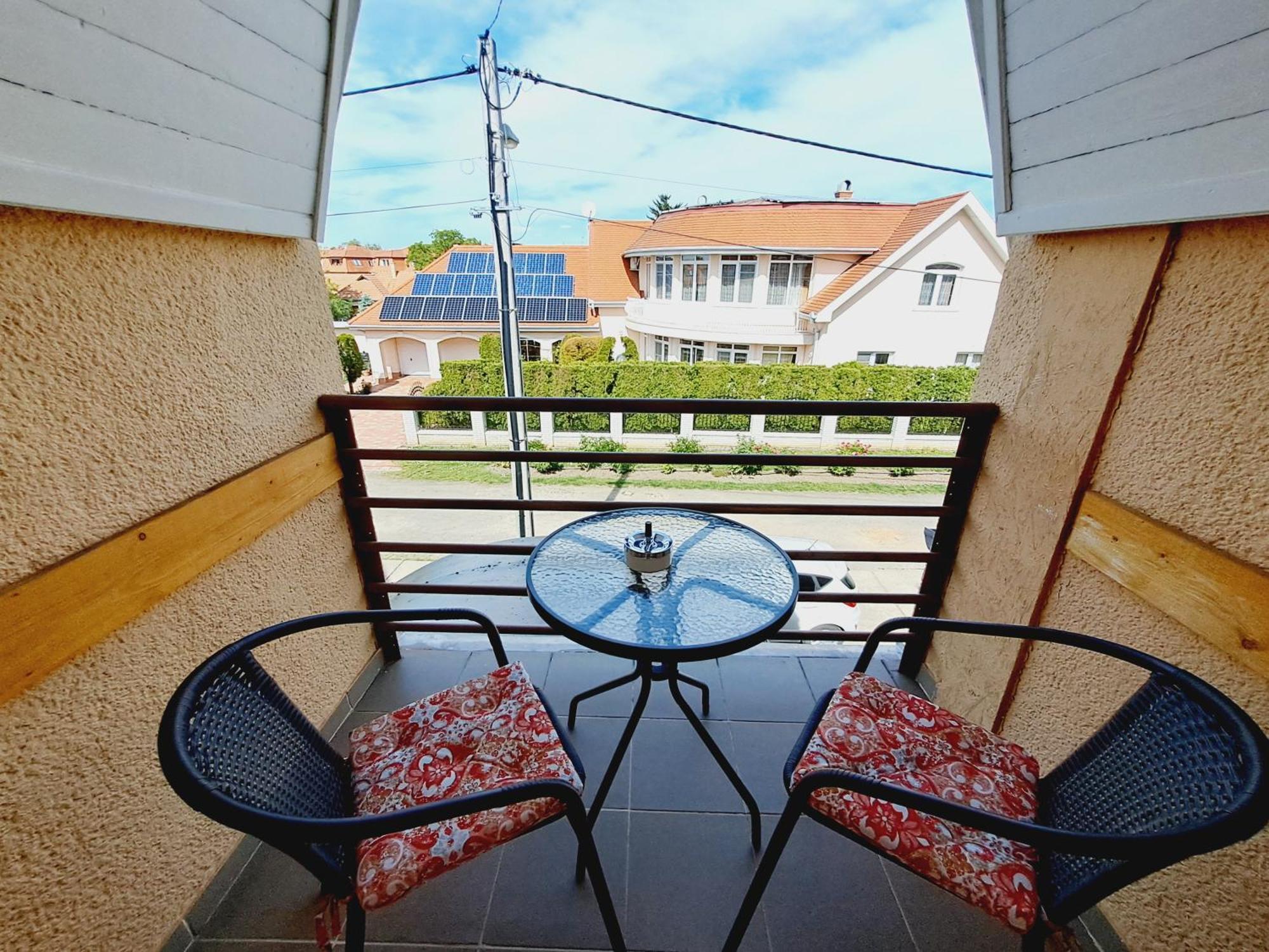 Palma Apartman Hajduszoboszlo Exterior foto